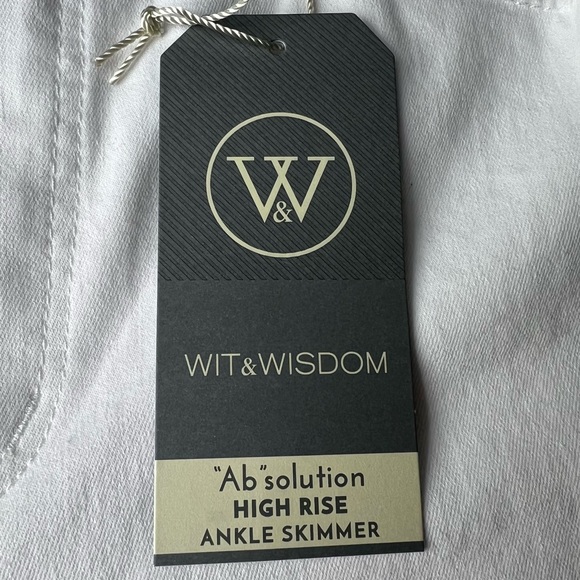 Wit & Wisdom White High Rise Ankle Skimmers Jeans - Picture 5 of 15